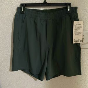 Lululemon short